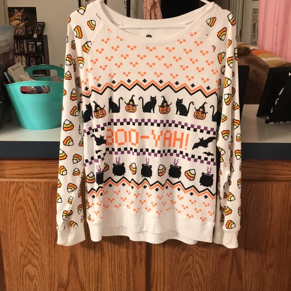 Tops - 🌟FINAL PRICE🌟Boo-yah 👻 long sleeve top